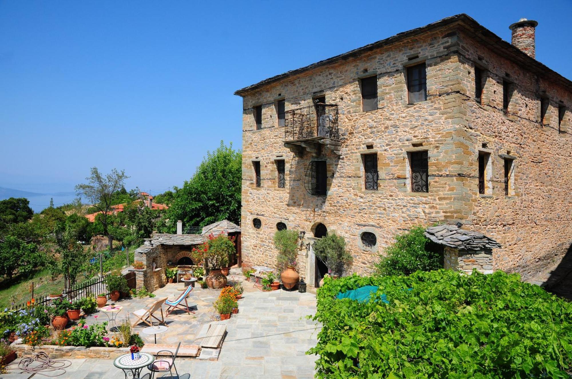 Hotel Archontiko Parisis Lavkos Exterior foto