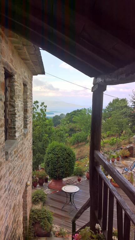 Hotel Archontiko Parisis Lavkos Exterior foto