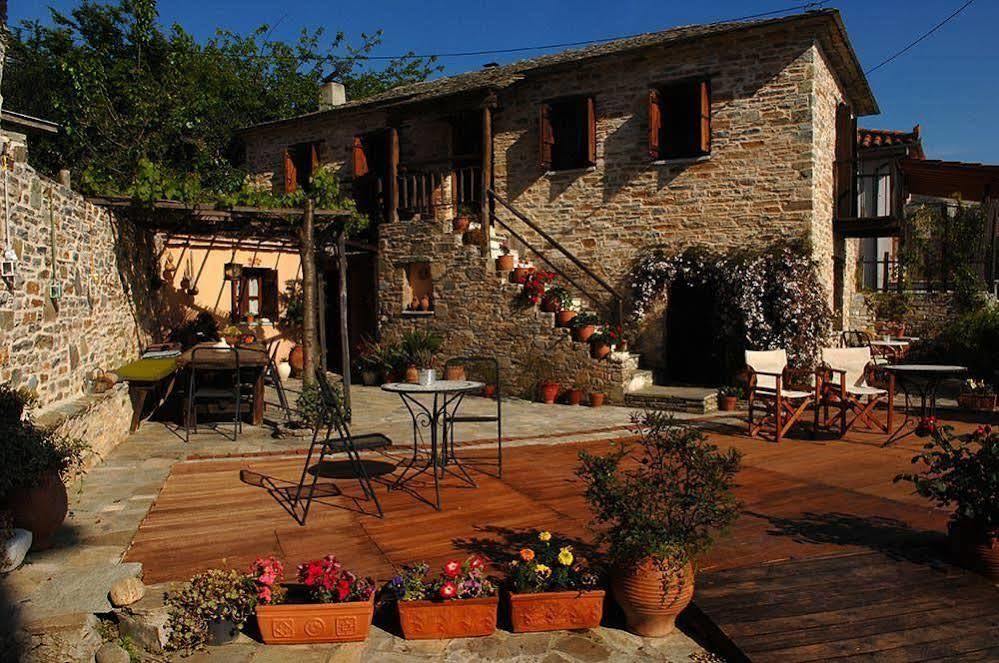 Hotel Archontiko Parisis Lavkos Exterior foto